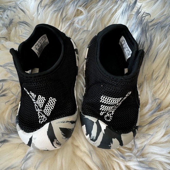 Adidas Toddler Water Shoes 4 - Picture 2 of 6